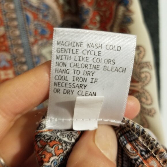 Cynthia Rowley Patterned Sleeveless Blouse size Small - Picture 8 of 9